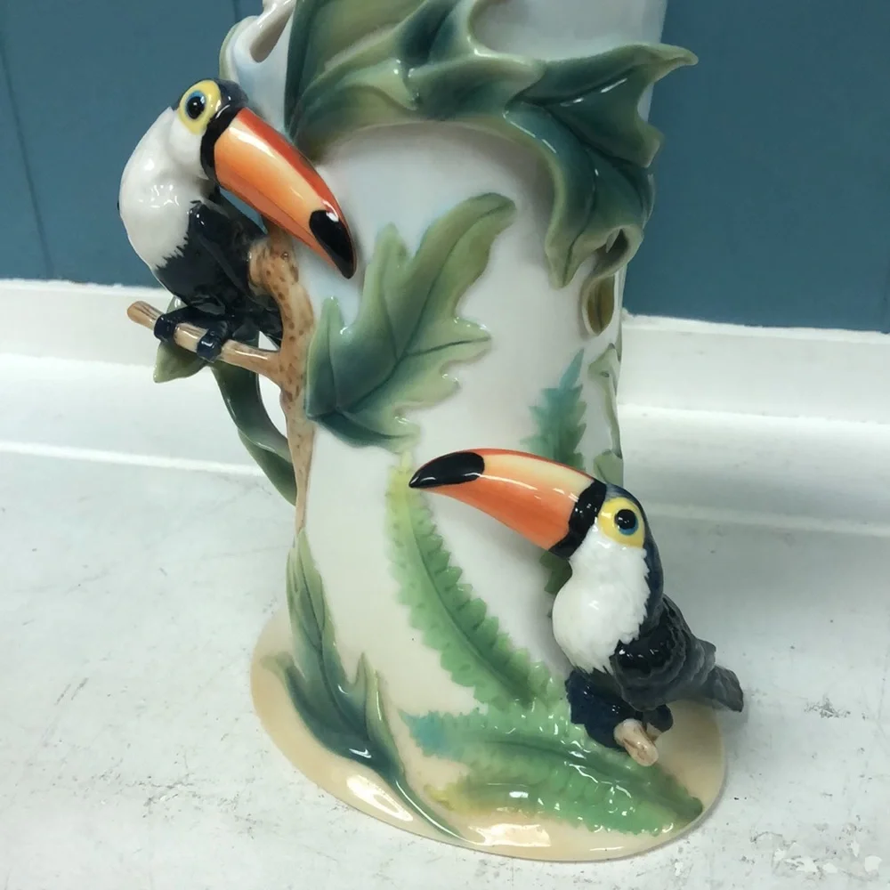 Franz Toucan Tucan Paradise Calls 3D 9” Vase Tropical Rainforest theme‎